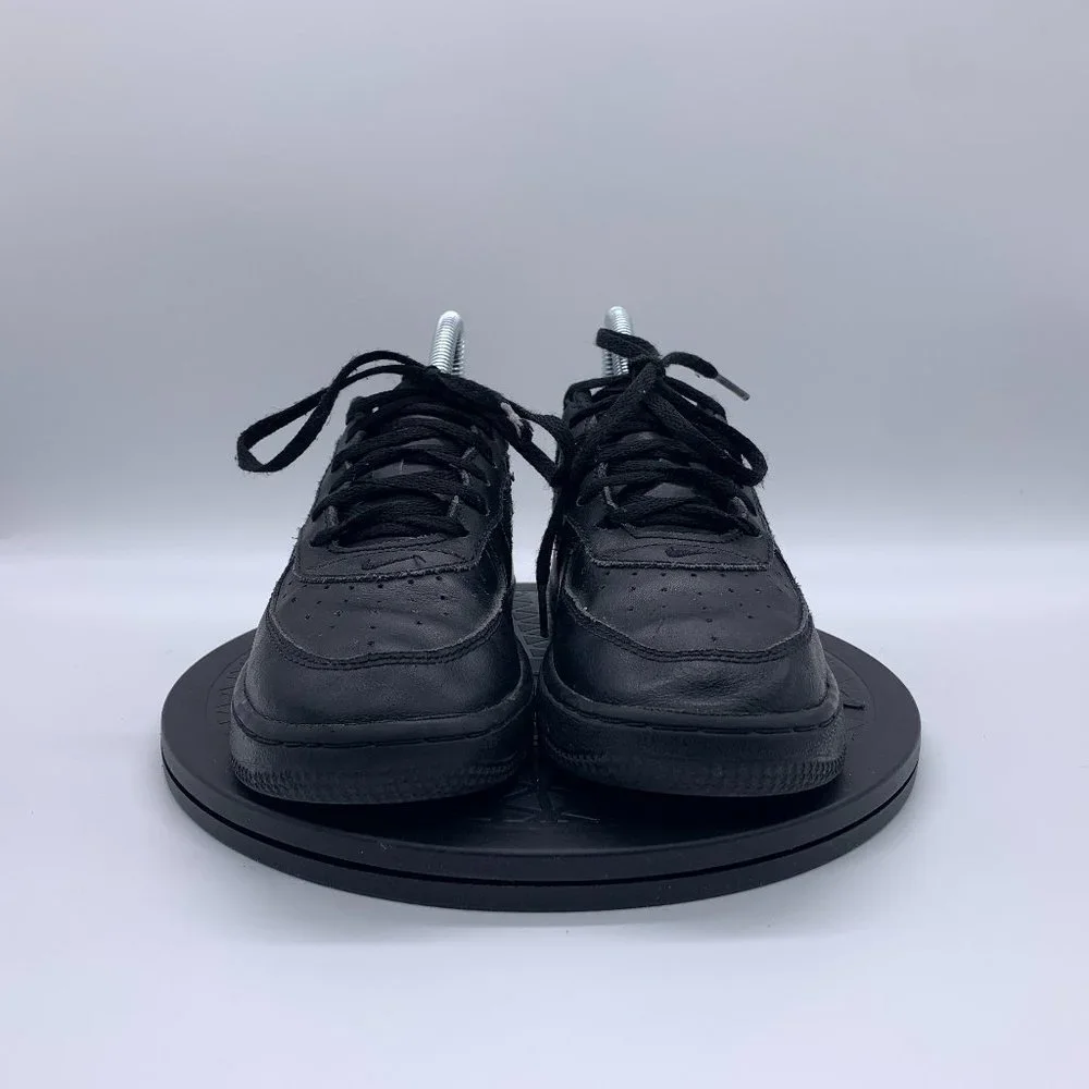 Boys Nike Air Force 1 Sneakers Triple Black Size 3_2